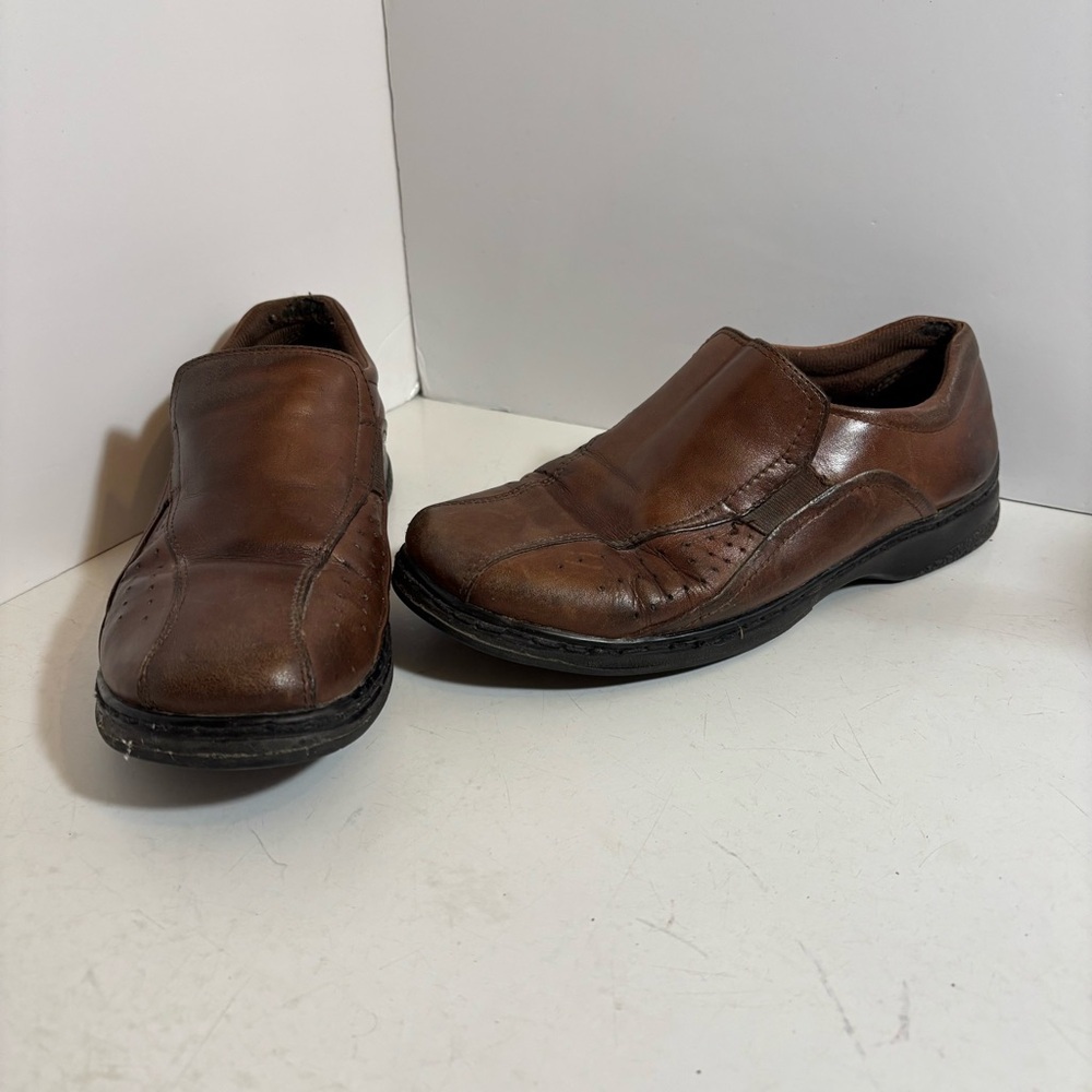 Dr. Scholl’s MaryAnne women’s brown leather slip on loafers in size 7.5